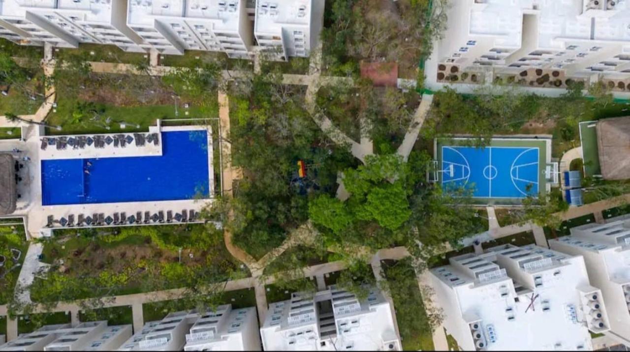 Moderno Departamento Vacacional En Playa Playa del Carmen